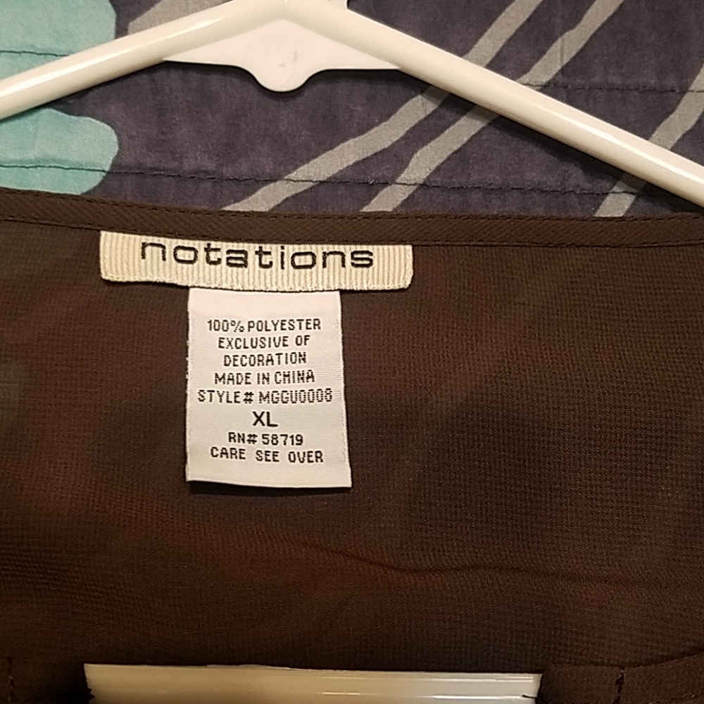 🎁Tops (2) - Picture 3 of 4